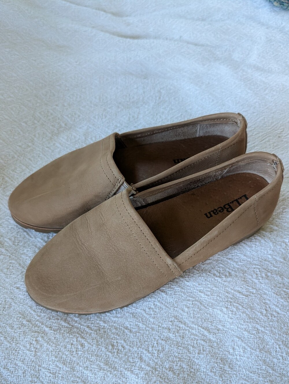 L.L. Bean Lakewashed Suede Leather Camel Tan Slip on Loafer Shoes Women Sz 7 M